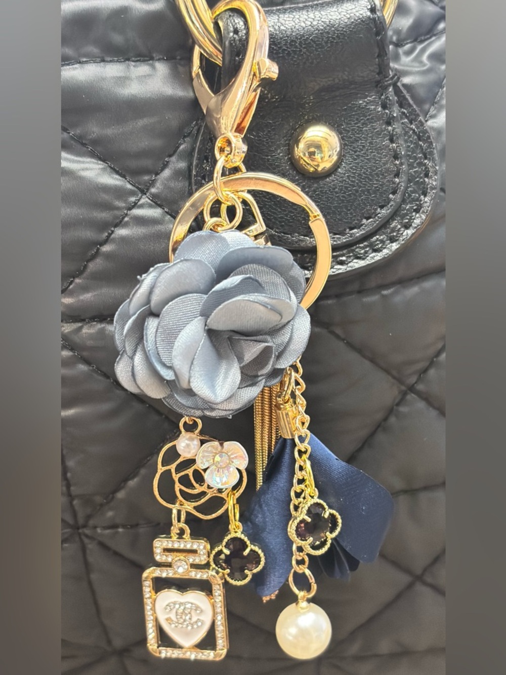 CHANEL Rhinestone perfume bottle charm, Flower, Chain, Purple Clover Bag Charm - Picture 2 of 6